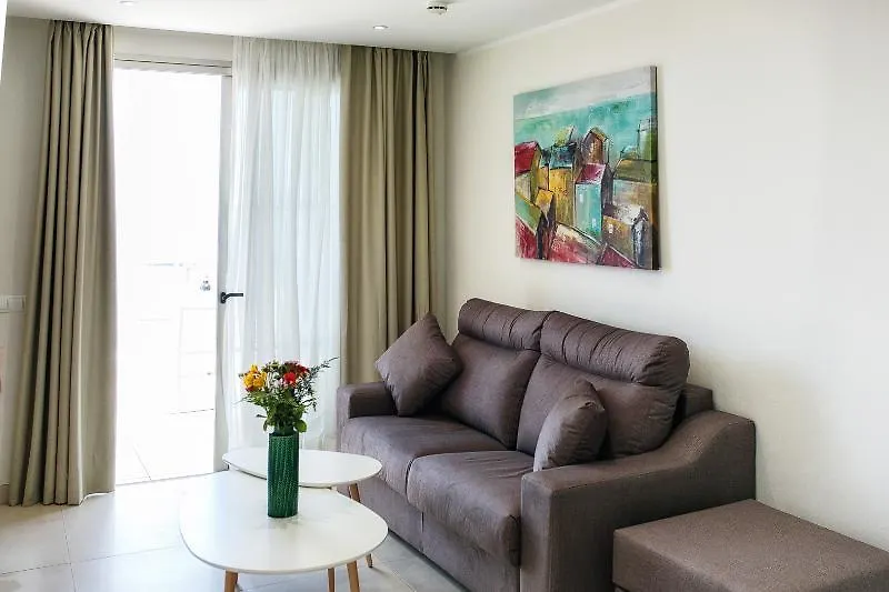 אקנטילדו דה לוס גיגנטס Klayman Diamond Aparthotel  אקנטילדו דה לוס גיגנטס